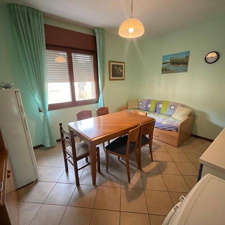 Residence Astor - Agenzia Cocal Каорле Екстер'єр фото